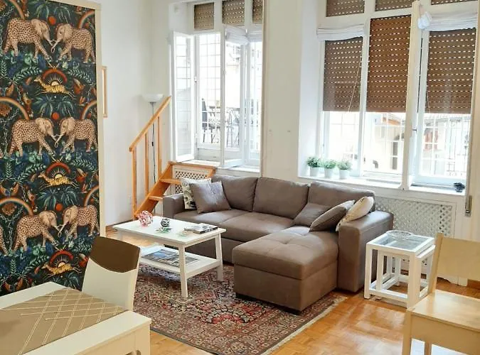 Charming Loft In Piazza Di Spagna